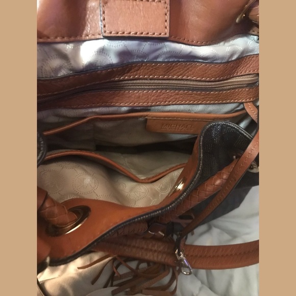 Preowned Authentic Michael Kors Large Gathered Logo Drawstring Handbag - Picture 3 of 7